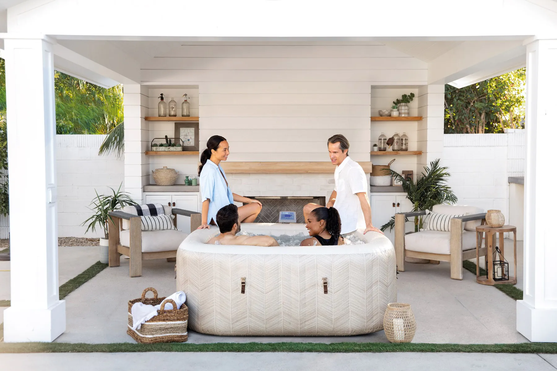 Intex PureSpa Greywood opblaasjacuzzi Intex PureSpa chevron opblaasjacuzzi